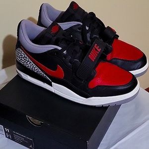 🔥Rare AIR JORDAN LEGACY 312 LOW SIZE 11 AND 8 COLOR VARSITY RED/BLACK🔥